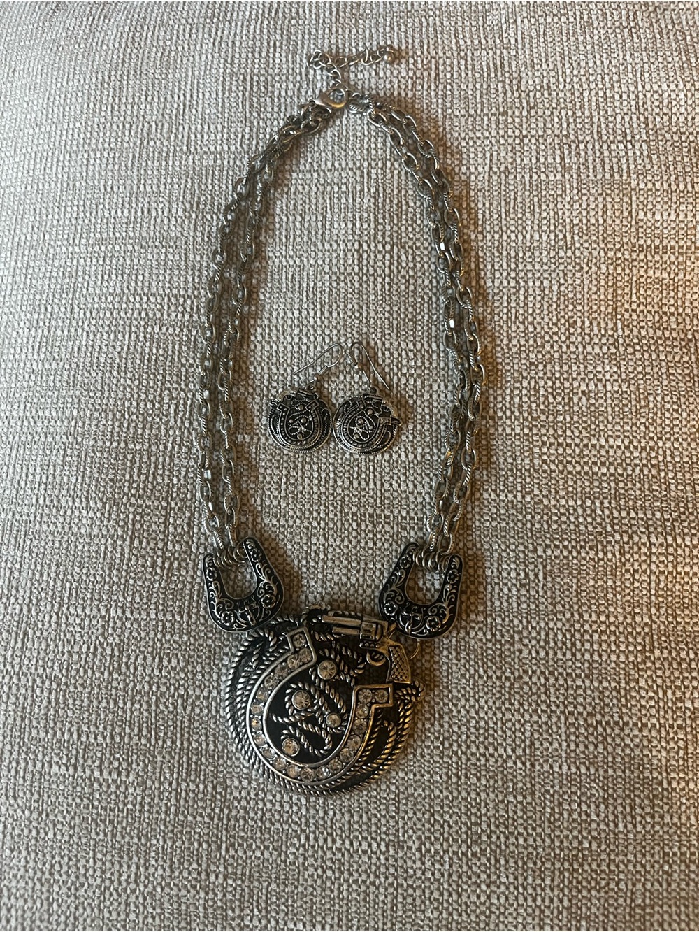 Vintage antique silver western horseshoe statement Necklace & Earring Set